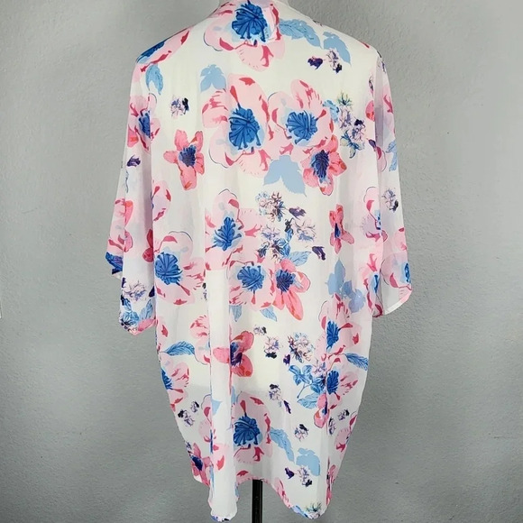 Women's Floral Sheer Lightweight Beachy Boho Festival Whimsical Kimono - Picture 3 of 5